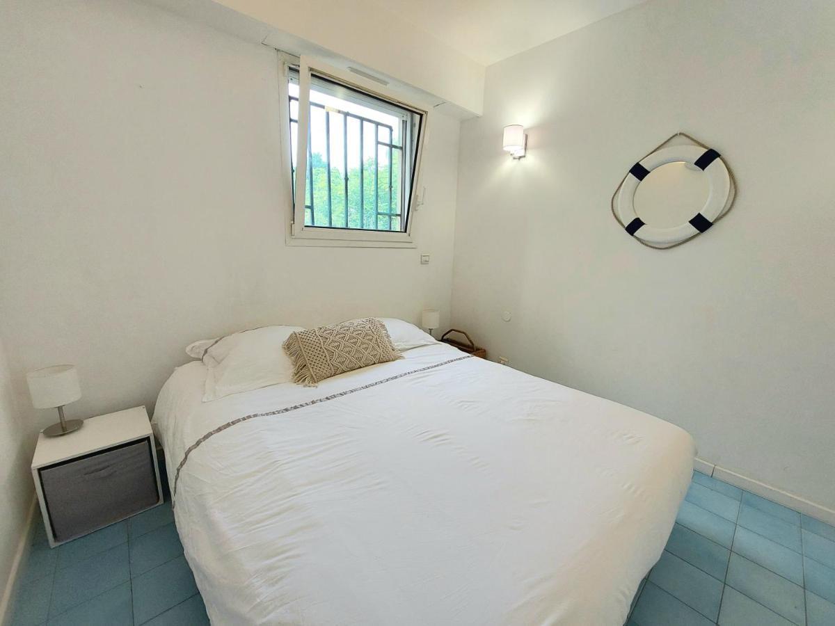 Plage La Salis 3 Chambres, Jardin - 3 Bedrooms Antibes Esterno foto