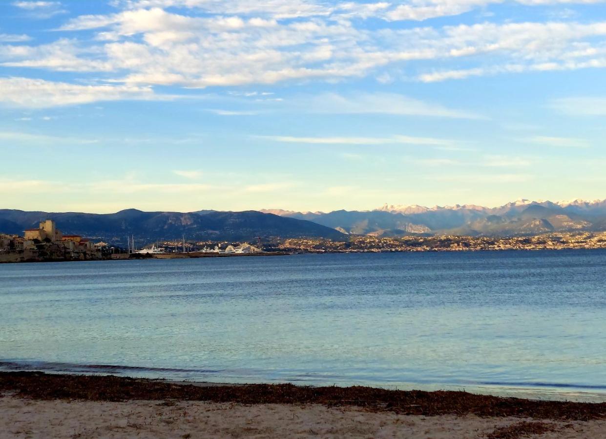 Plage La Salis 3 Chambres, Jardin - 3 Bedrooms Antibes Esterno foto